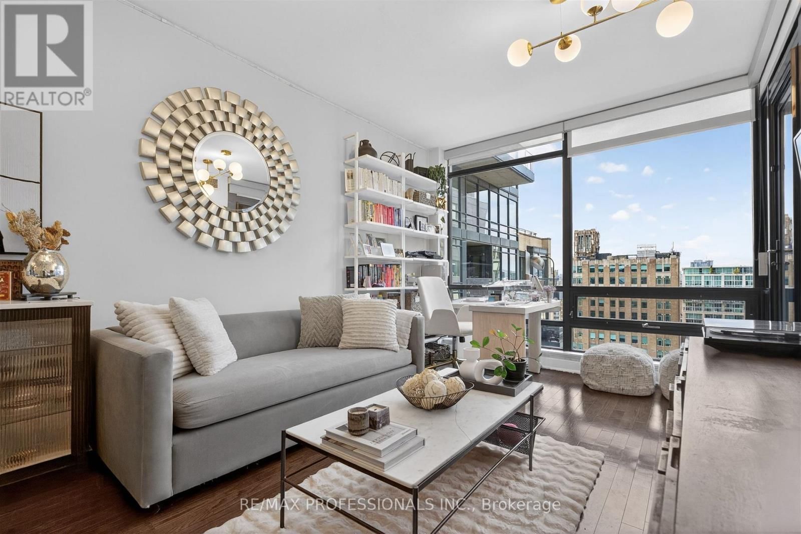 1416 - 438 KING STREET Image 10