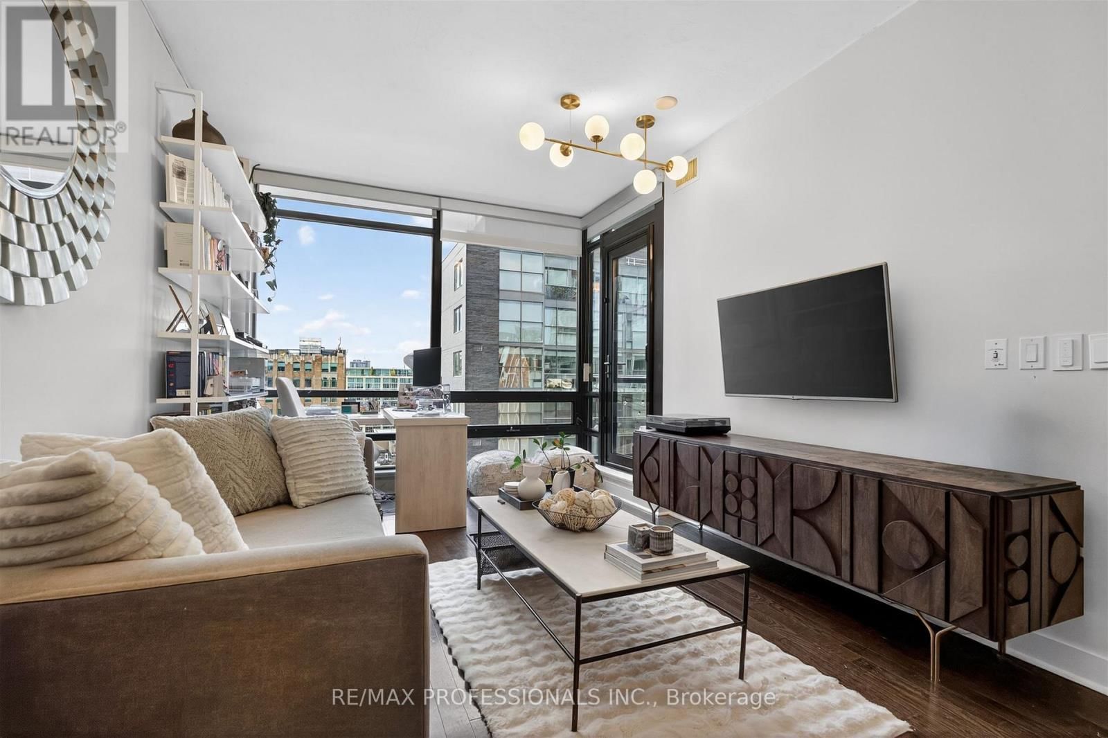 1416 - 438 KING STREET Image 11