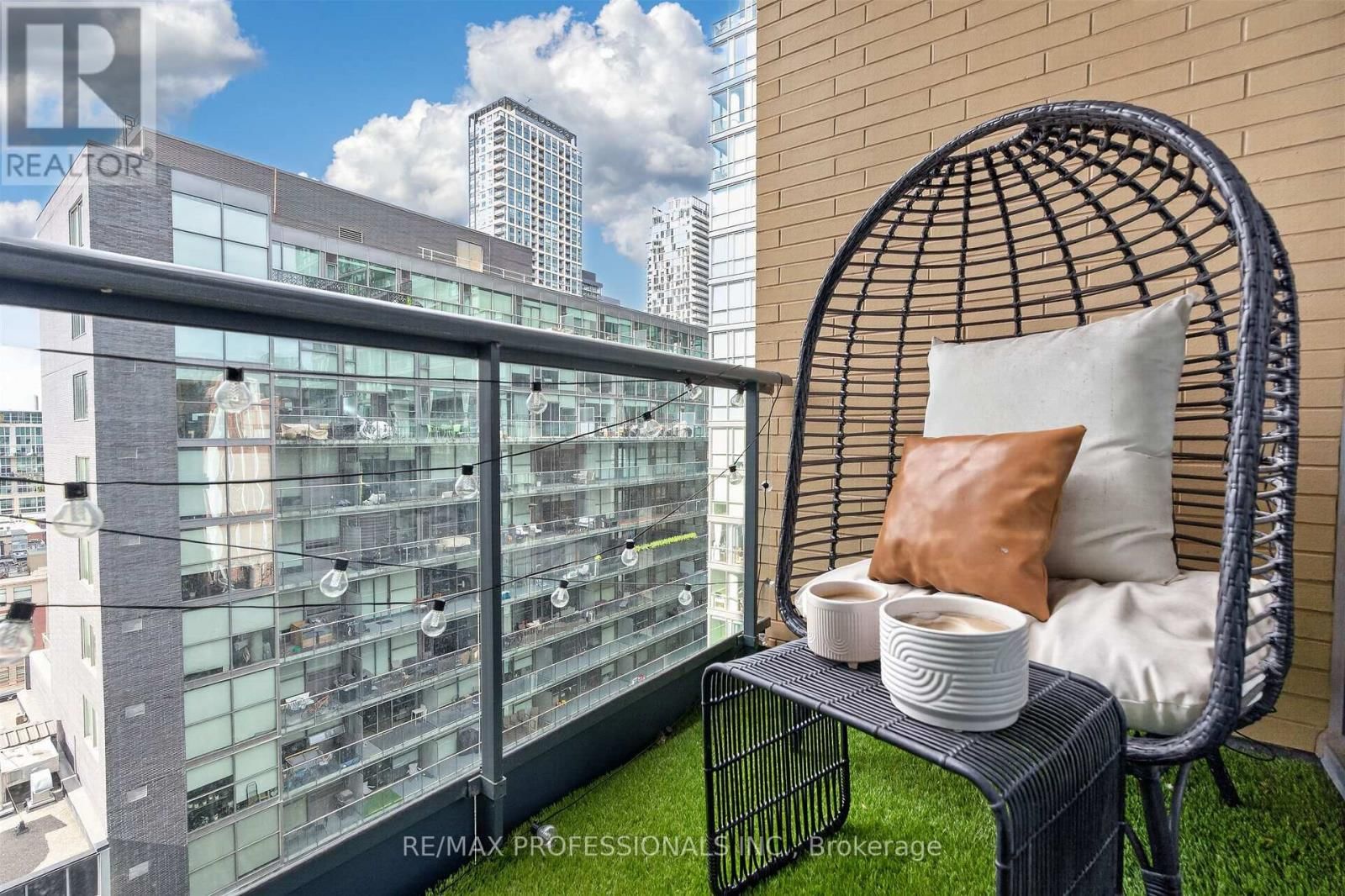 1416 - 438 KING STREET Image 20