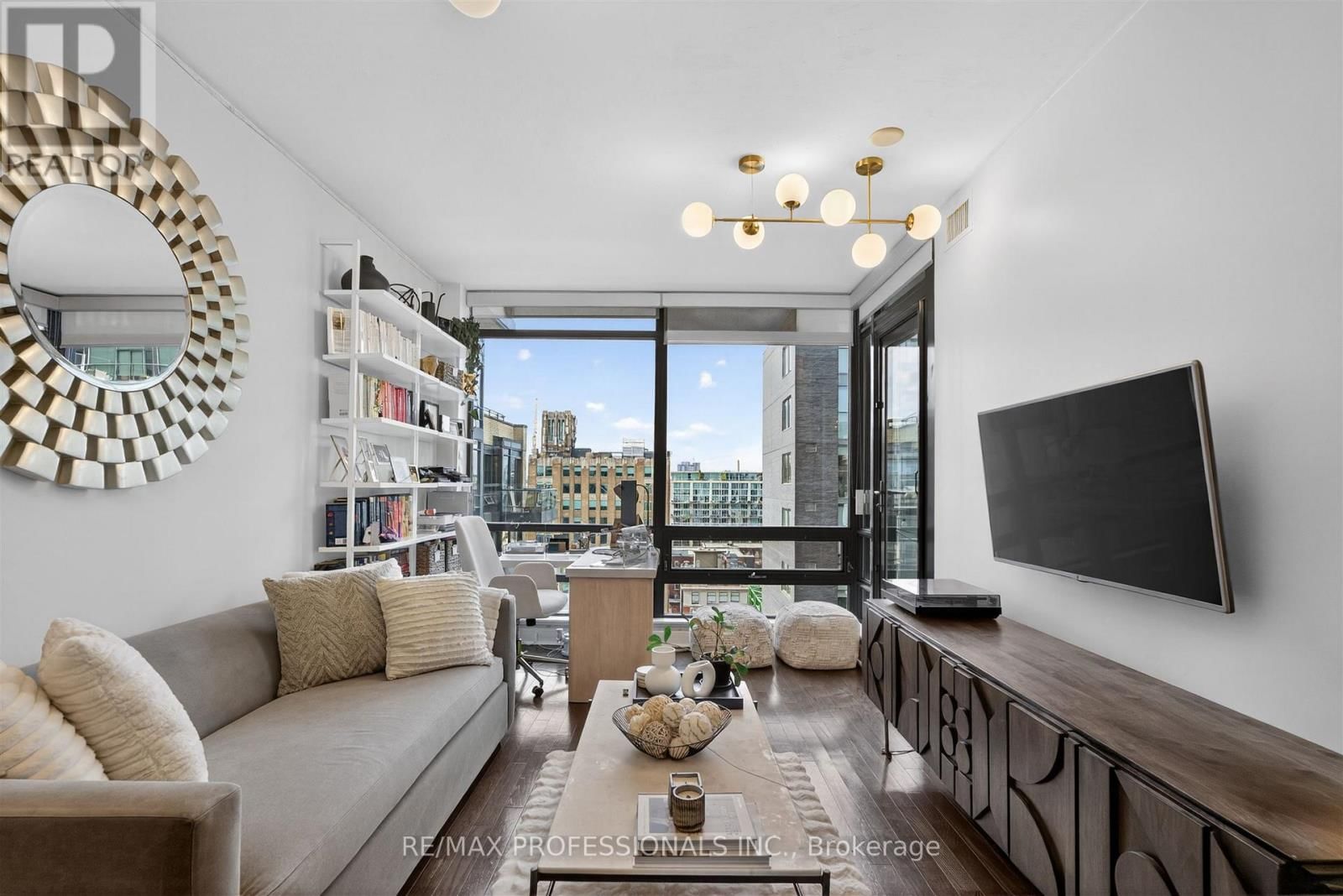 1416 - 438 KING STREET Image 9