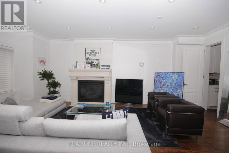 36 Binscarth Road, Toronto (Rosedale-Moore Park), M4W1Y1 | Image 2