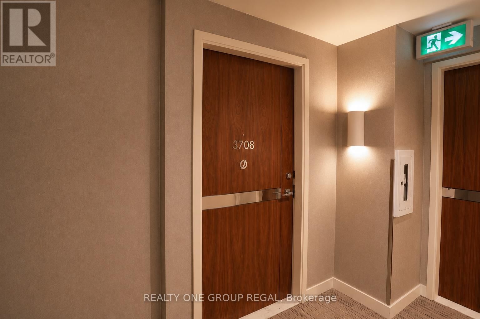 3708 - 85 MCMAHON DRIVE Image 4