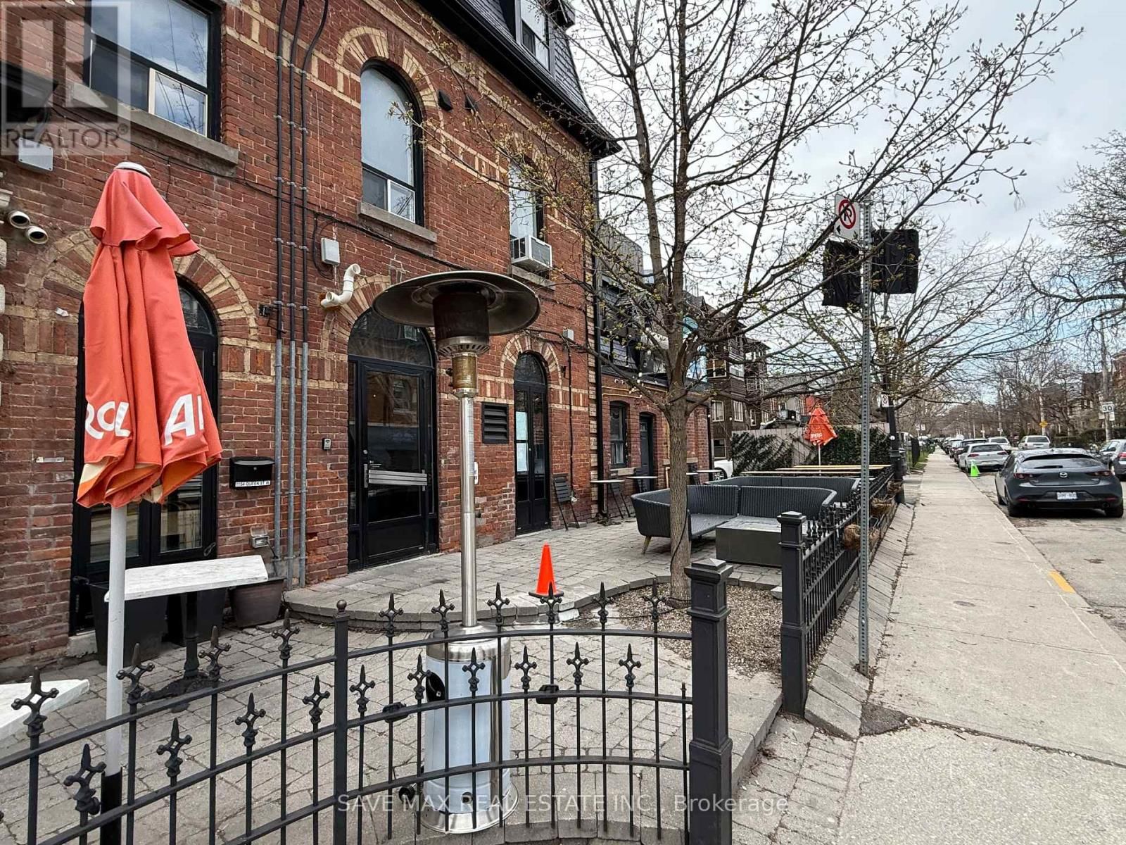 1154 QUEEN STREET WEST Image 8