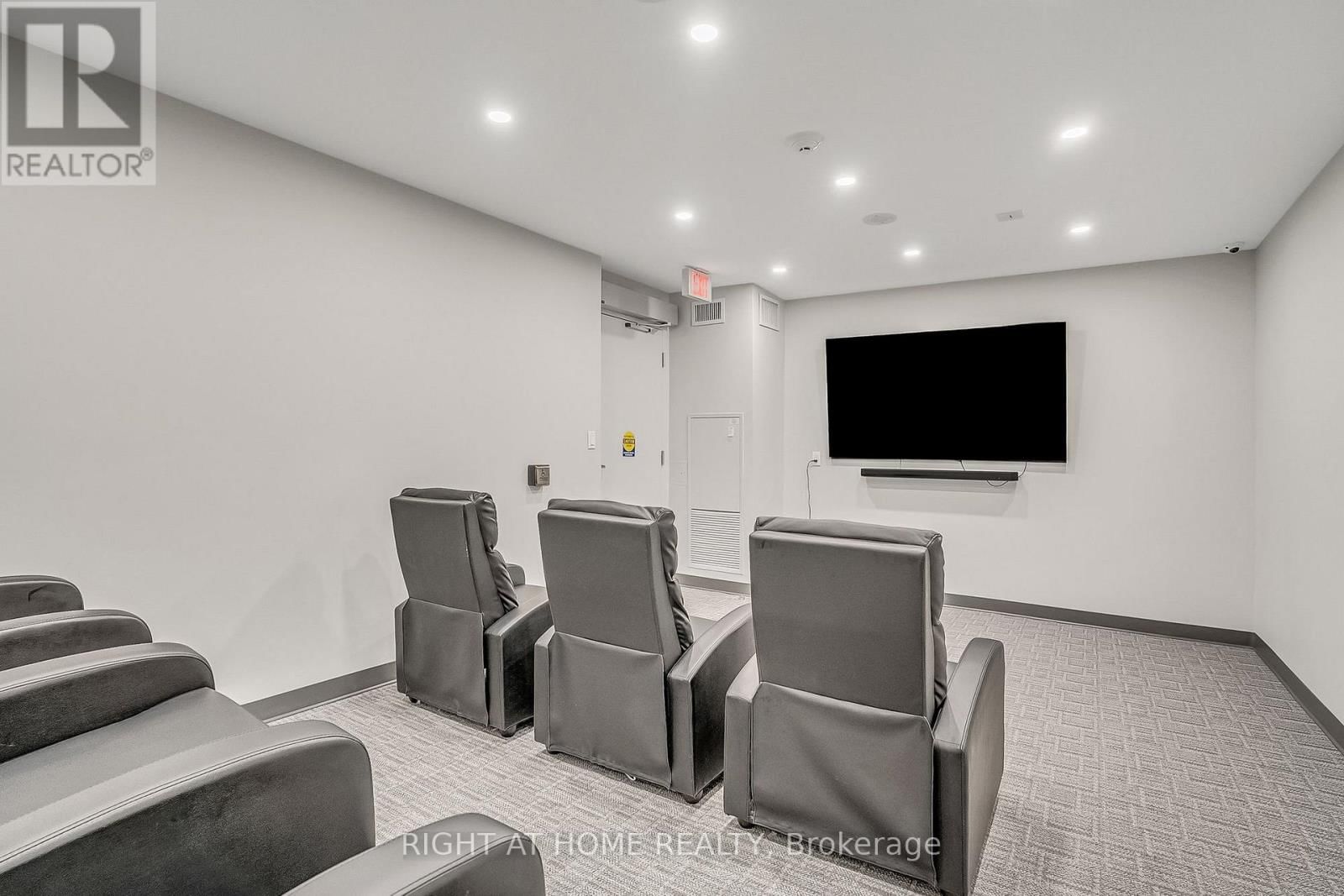 1012 - 70 FOREST MANOR ROAD Image 31