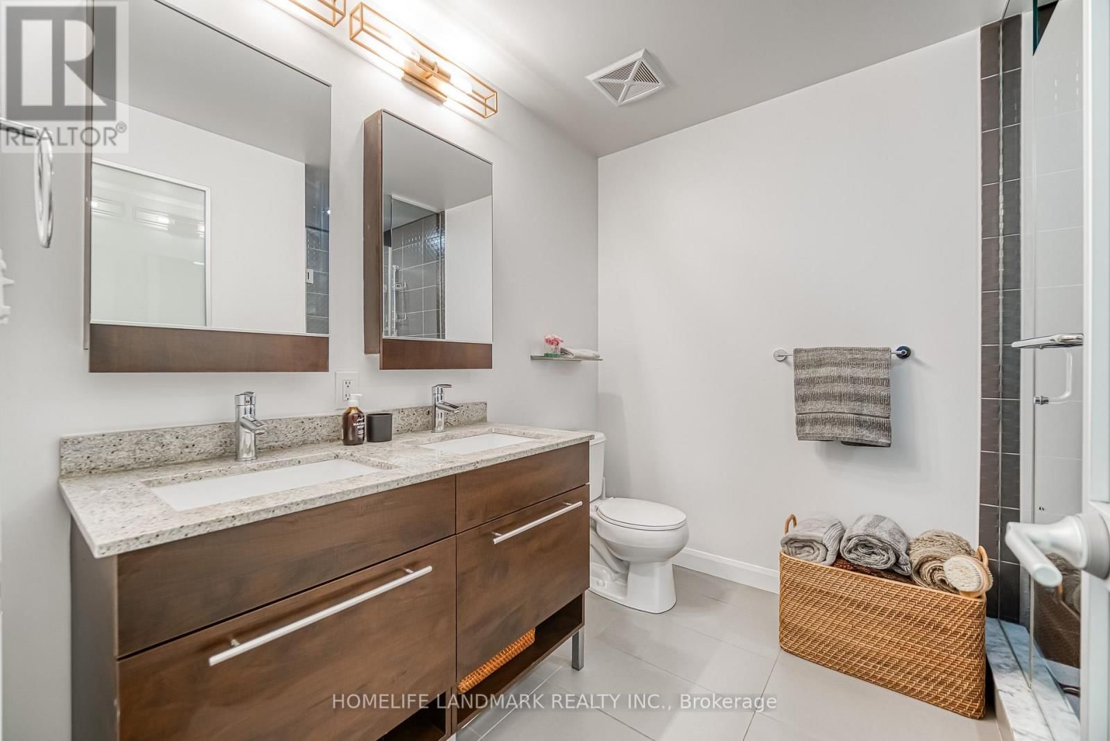 L101 - 150 HOMEWOOD AVENUE Image 22