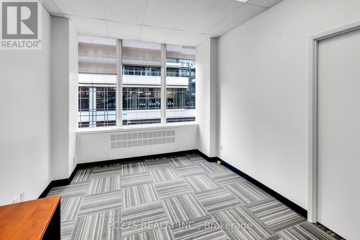 FLOOR11 - 120 EGLINTON AVENUE E Image 4