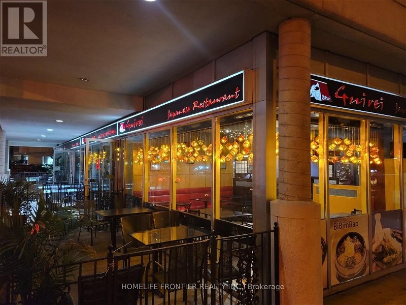 Image #1 of Restaurant for Sale at #11 & 12 -600 Queens Quay W, Toronto, Ontario