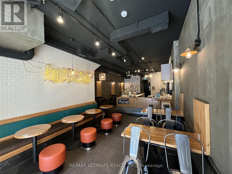 Image #1 of Restaurant for Sale at 758 Yonge St, Toronto, Ontario