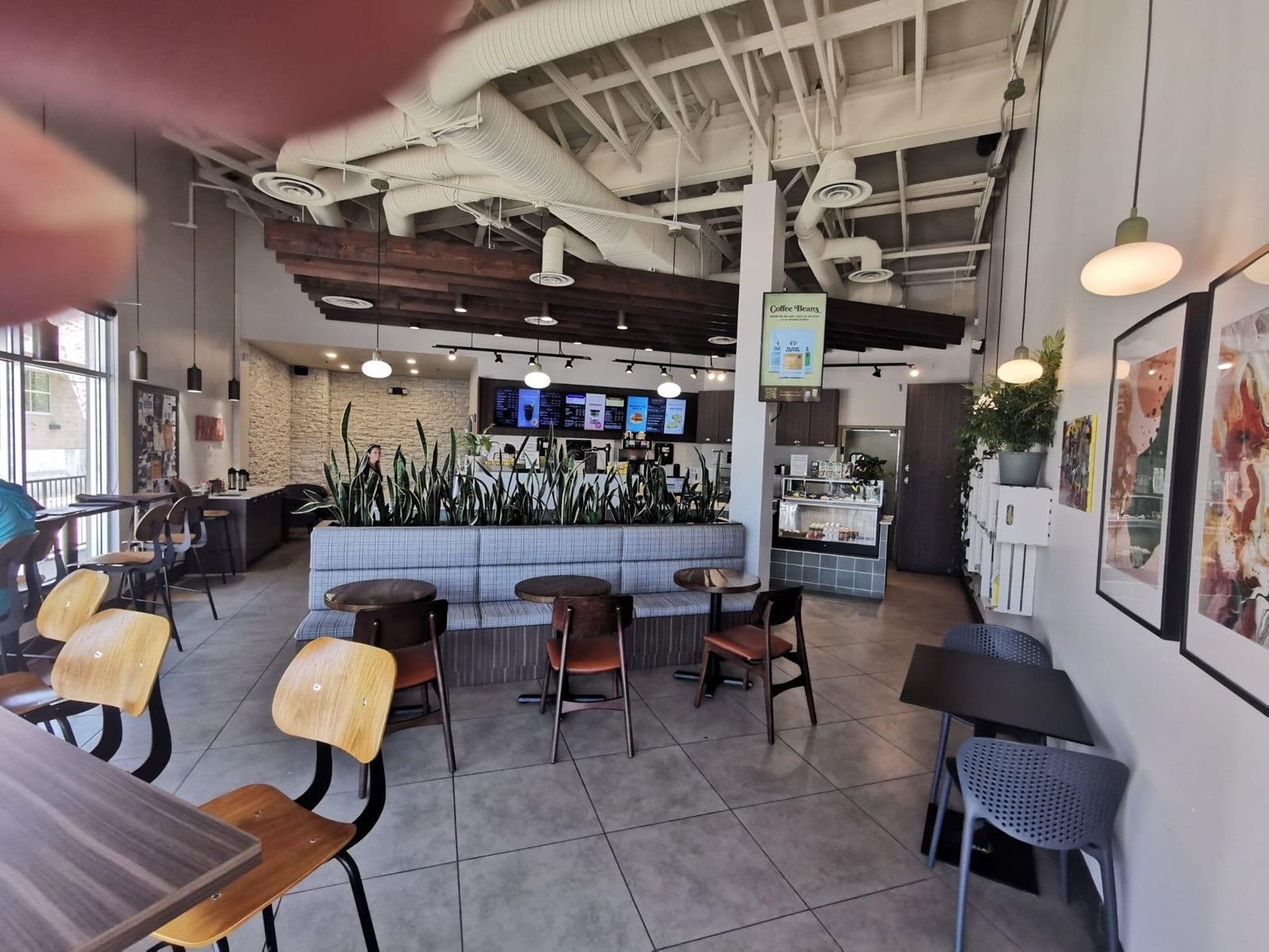 Image #1 of Restaurant for Sale at 170 2362 Whatcom Road, Abbotsford, British Columbia