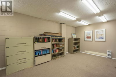 Commercial for Rent in Ontario