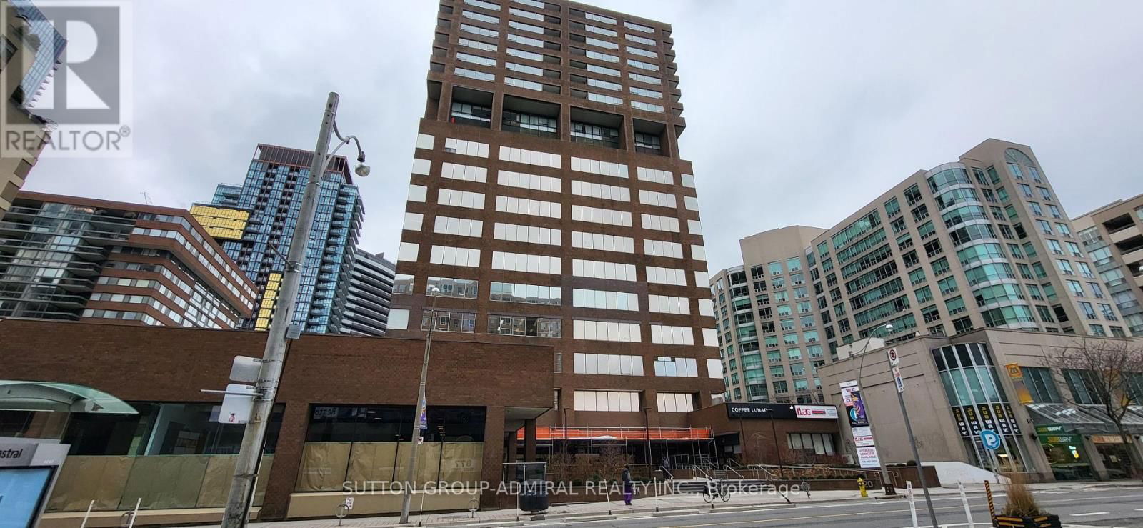 604-10 - 920 YONGE STREET Image 1