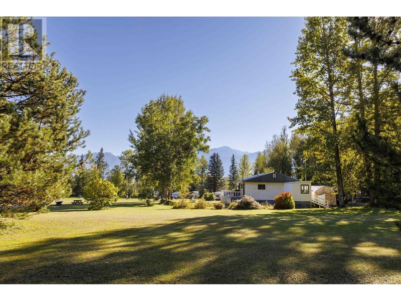 Image #1 of Business for Sale at 2435 E 16 Highway, Robson, British Columbia