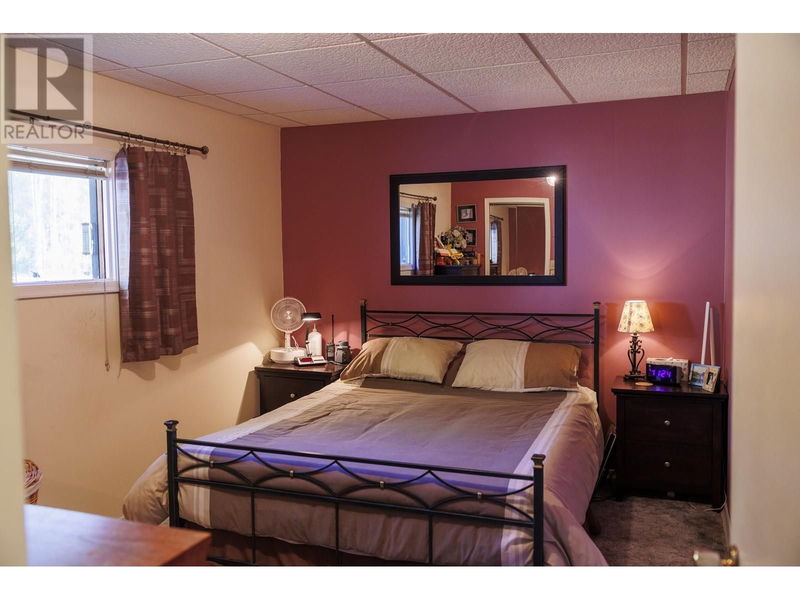 Image #1 of Business for Sale at 2435 E 16 Highway, Robson, British Columbia