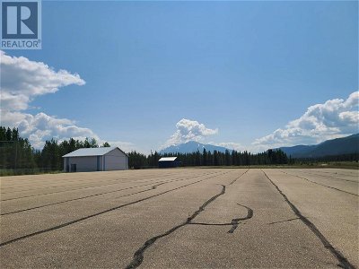Image #1 of Commercial for Sale at 2 5700 Crooked Creek Road, Valemount, British Columbia
