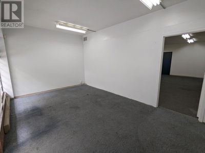 Commercial for Rent in Ontario