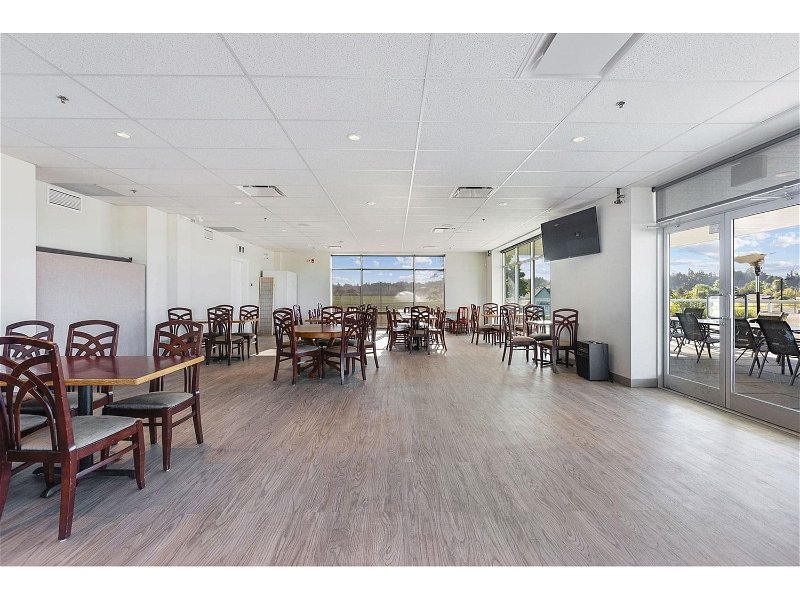 Image #1 of Restaurant for Sale at 5385 216 Street, Langley, British Columbia