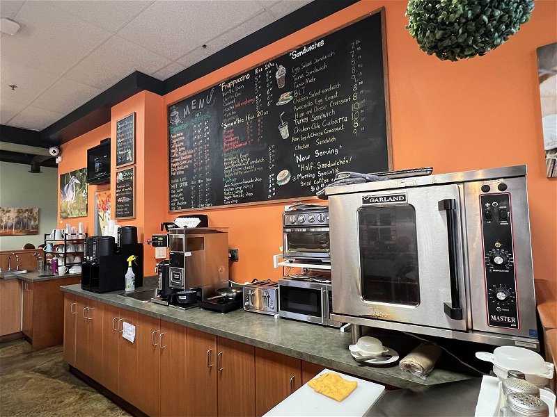 Image #1 of Restaurant for Sale at 15090 N Bluff Road, White Rock, British Columbia