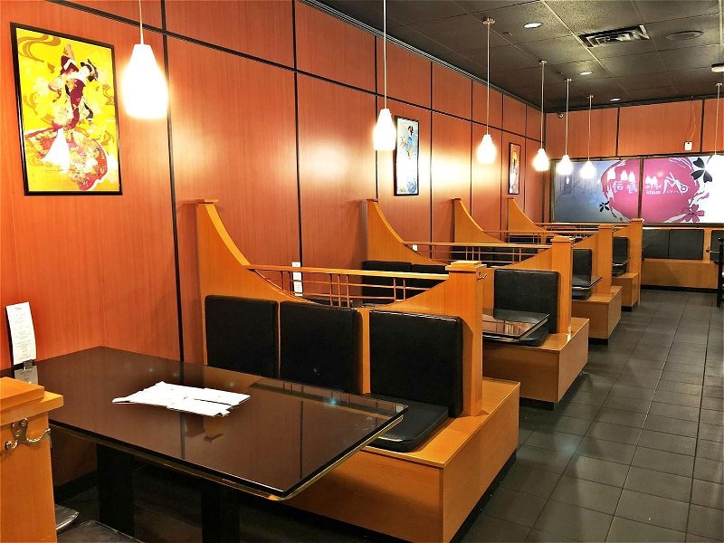 Image #1 of Restaurant for Sale at 2385 King George Boulevard, Surrey, British Columbia