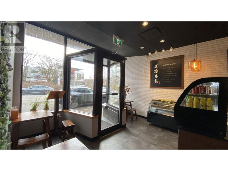 Image #1 of Restaurant for Sale at 5971 W Boulveard, Vancouver, British Columbia