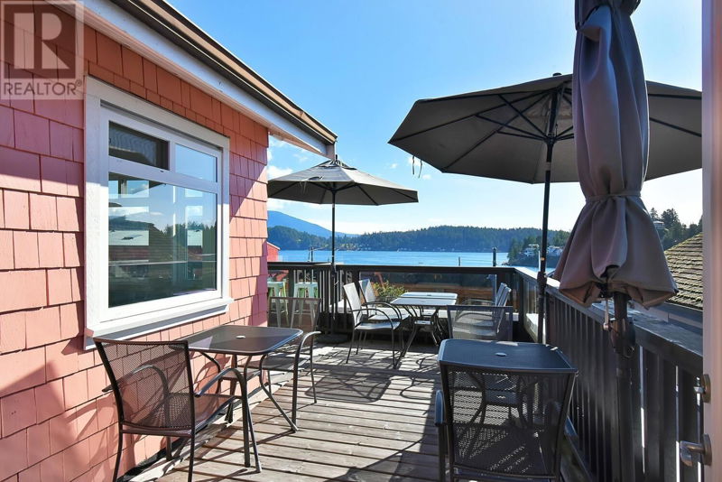 Image #1 of Restaurant for Sale at 201 280 Gower Point Road, Gibsons, British Columbia