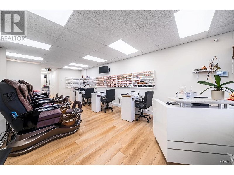 Image #1 of Business for Sale at 5 825 Mcbride Boulevard, New Westminster, British Columbia