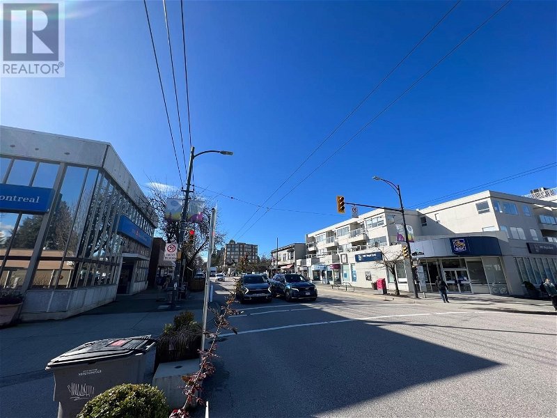 Image #1 of Restaurant for Sale at 2620 Sasamat Street, Vancouver, British Columbia