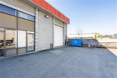 Image #1 of Commercial for Sale at 2 17921 55 Avenue, Surrey, British Columbia