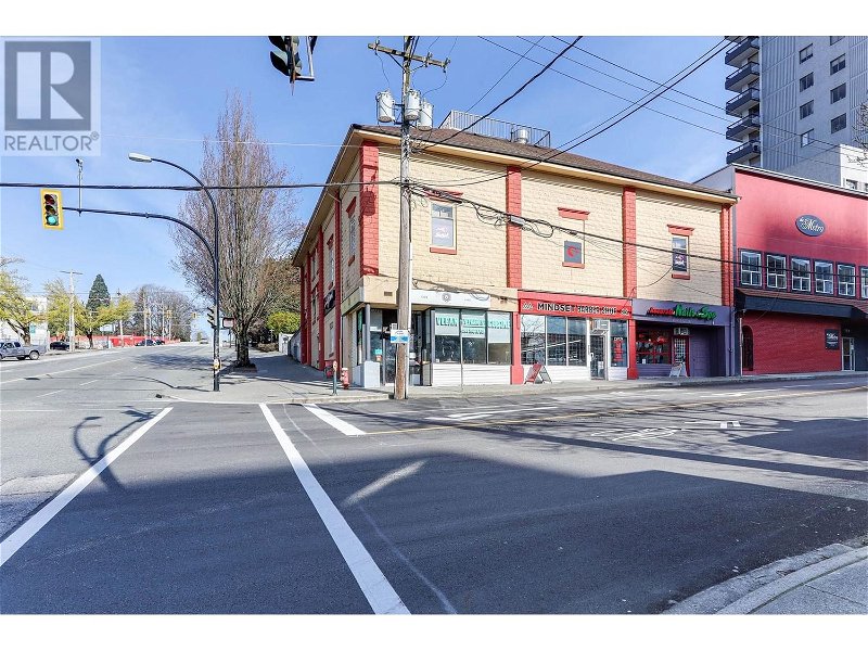 Image #1 of Restaurant for Sale at 55 Eighth Street, New Westminster, British Columbia