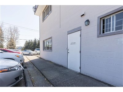 Image #1 of Commercial for Sale at 101 33119 South Fraser Way, Abbotsford, British Columbia