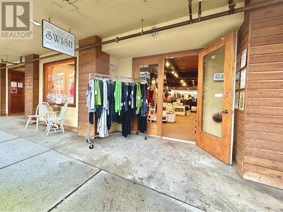 Clothing Stores for Sale
