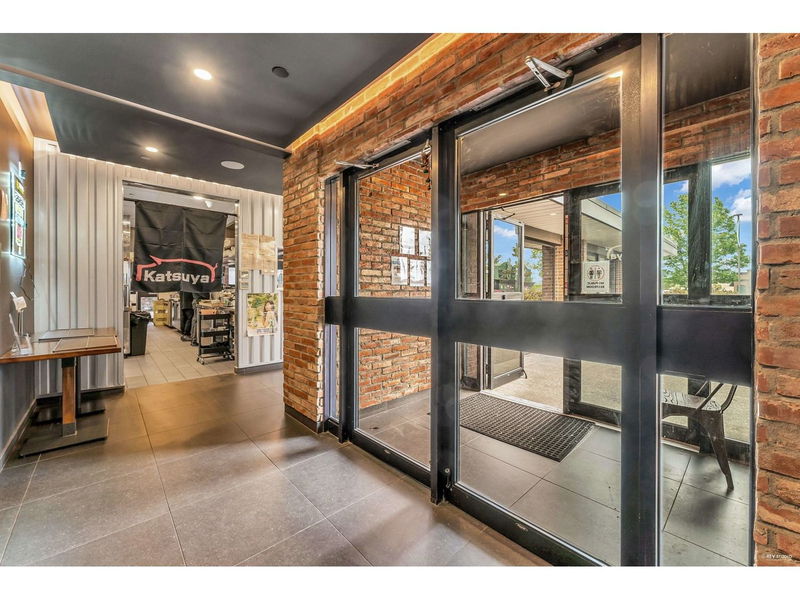 Image #1 of Restaurant for Sale at 6225 200 Street, Langley, British Columbia