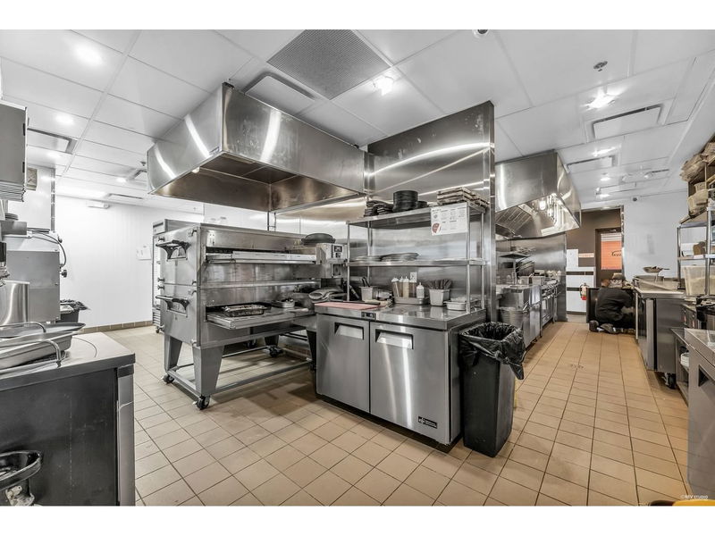 Image #1 of Restaurant for Sale at 6225 200 Street, Langley, British Columbia