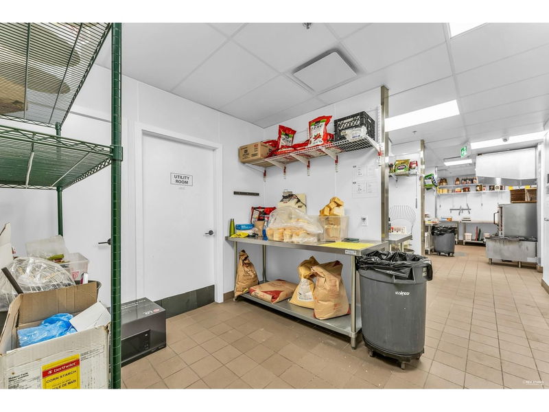 Image #1 of Restaurant for Sale at 6225 200 Street, Langley, British Columbia