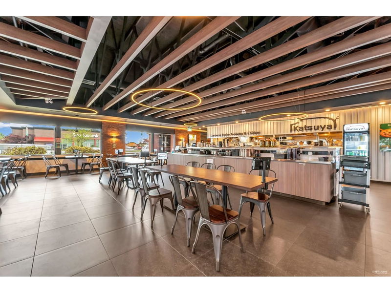 Image #1 of Restaurant for Sale at 6225 200 Street, Langley, British Columbia