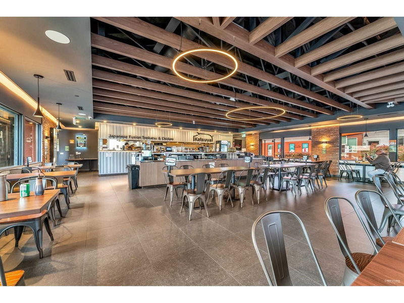 Image #1 of Restaurant for Sale at 6225 200 Street, Langley, British Columbia