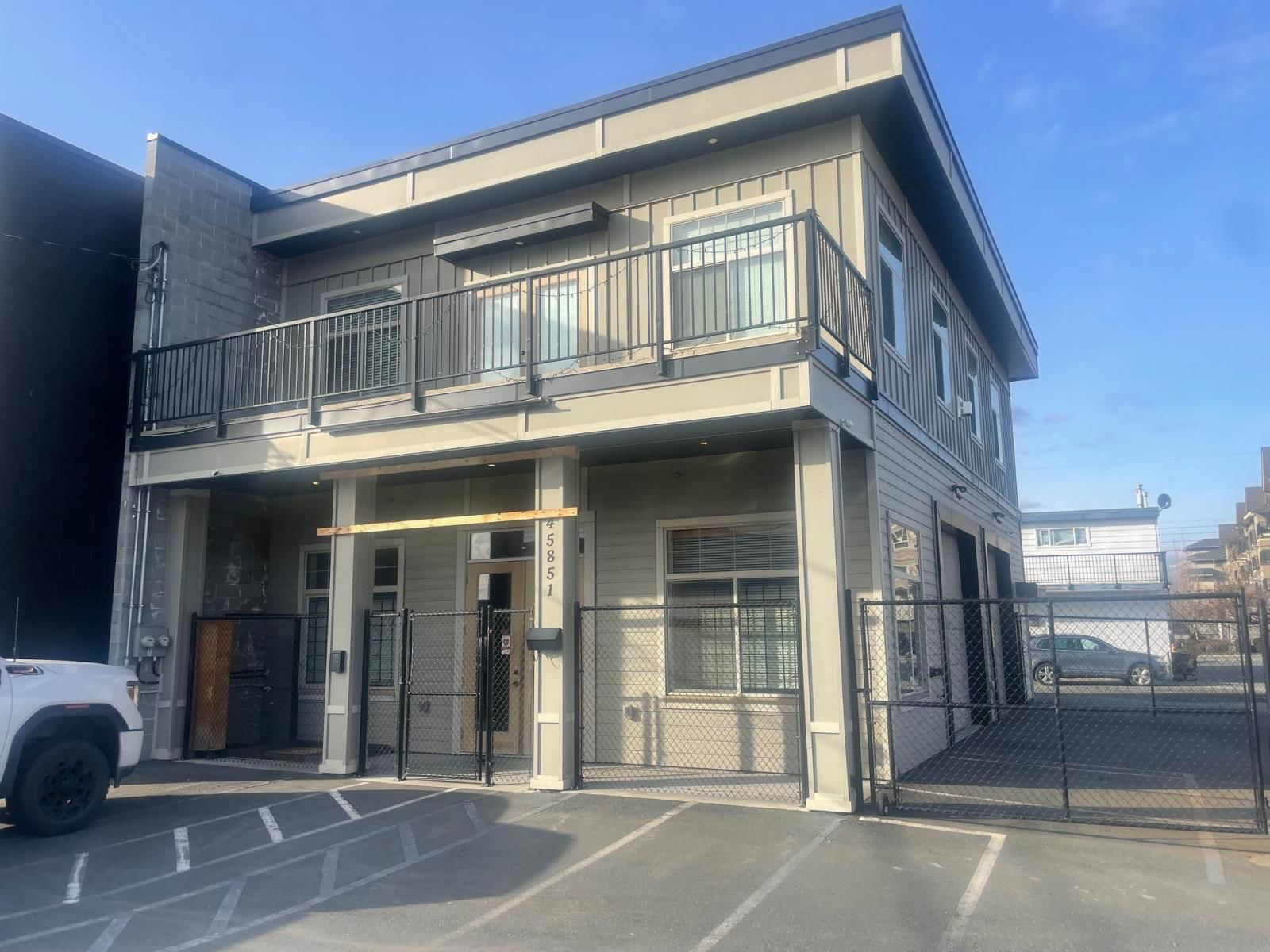 45851 RAILWAY AVENUE Image 1