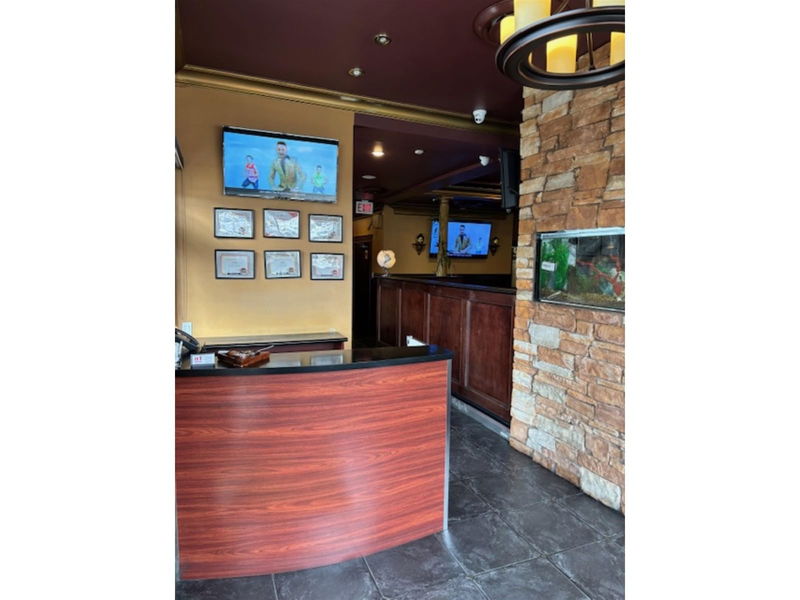 Image #1 of Restaurant for Sale at 9470 120 Street, Surrey, British Columbia