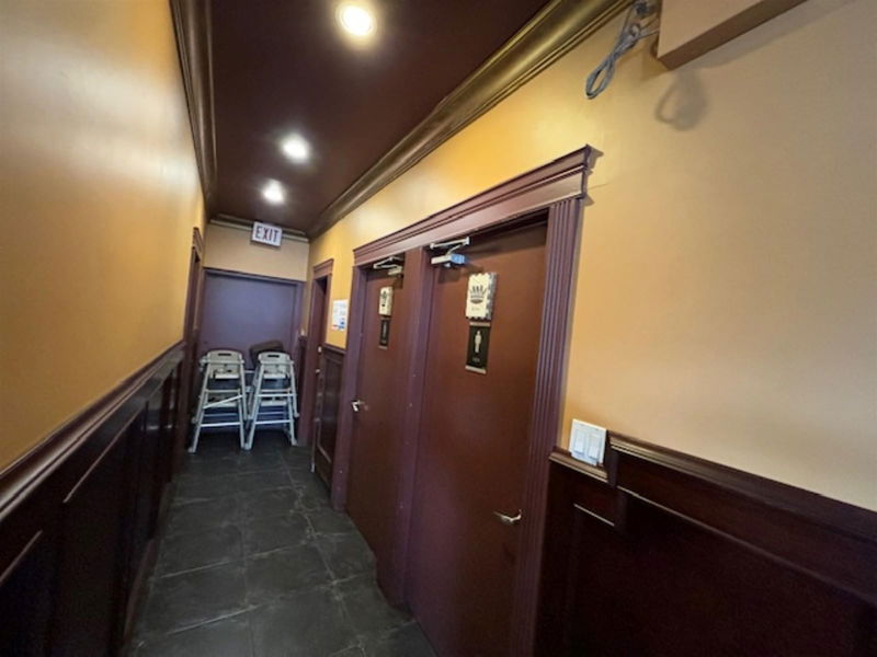 Image #1 of Restaurant for Sale at 9470 120 Street, Surrey, British Columbia