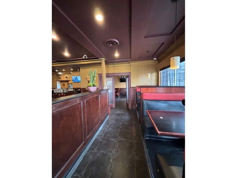 Image #1 of Restaurant for Sale at 9470 120 Street, Surrey, British Columbia