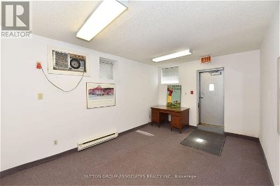 Image #1 of Commercial for Sale at 157 Gerrard St E, Toronto, Ontario