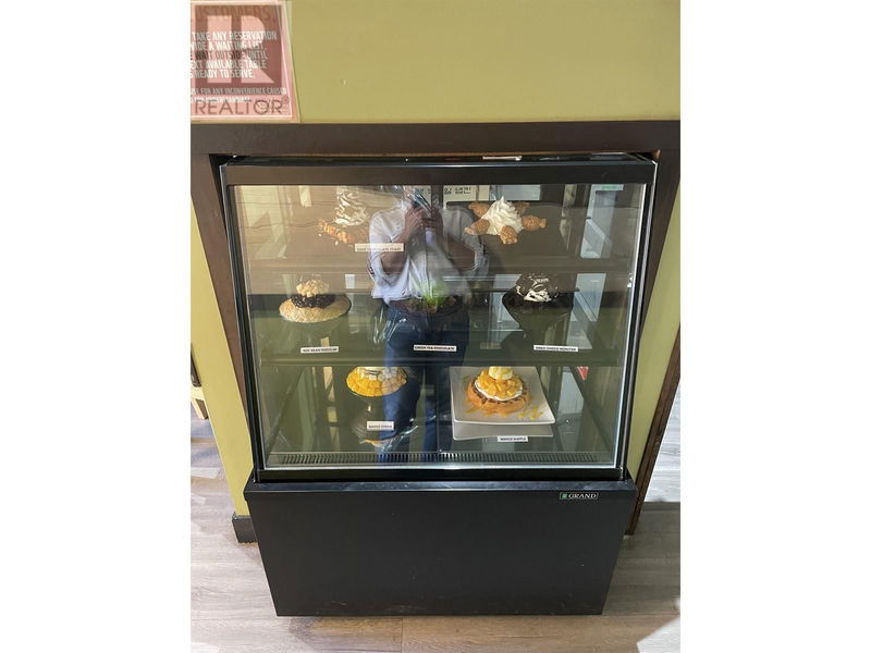 Image #1 of Restaurant for Sale at 104 1610 Robson Street, Vancouver, British Columbia