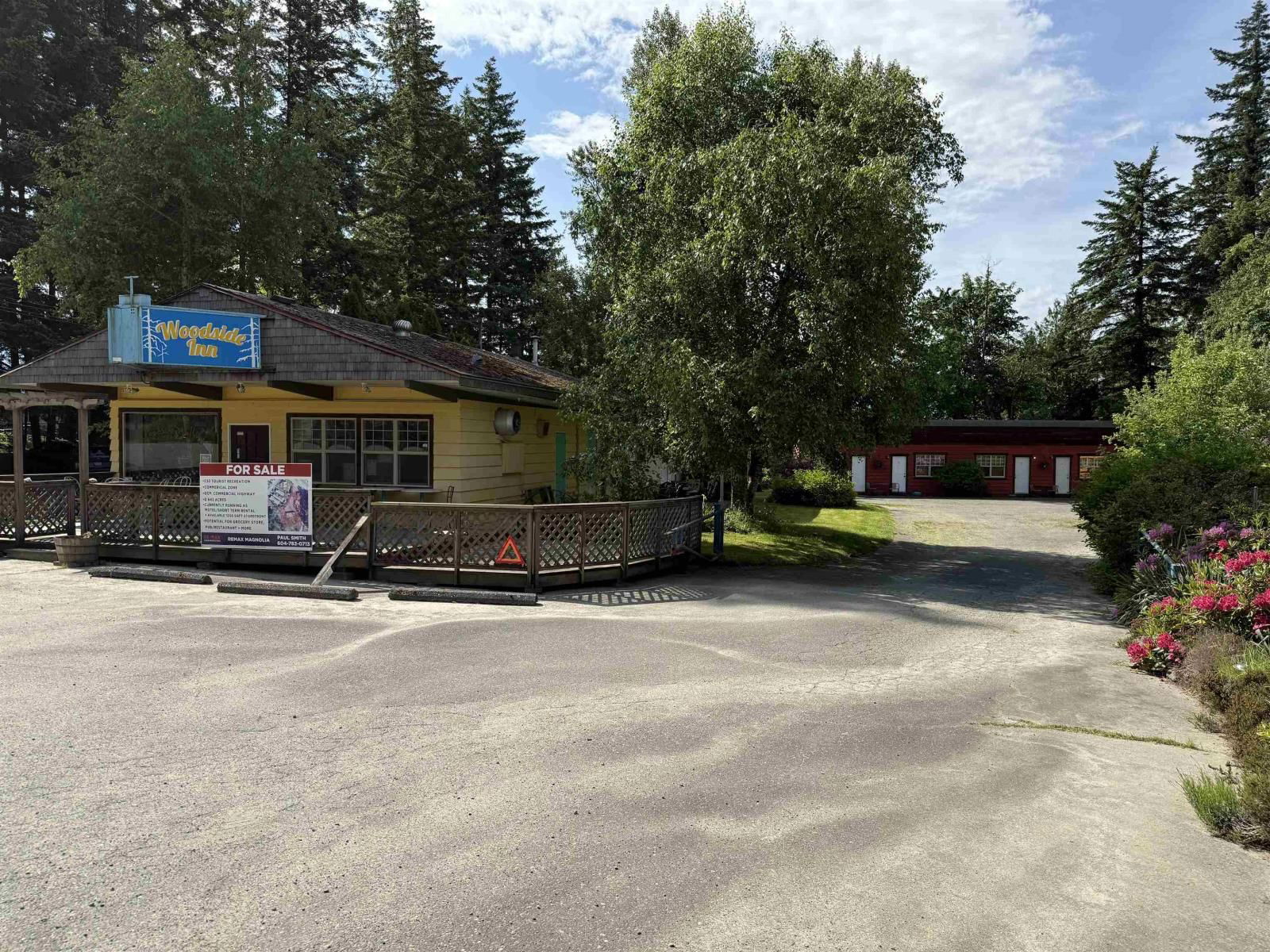 2226 LOUGHEED HIGHWAY Image 5