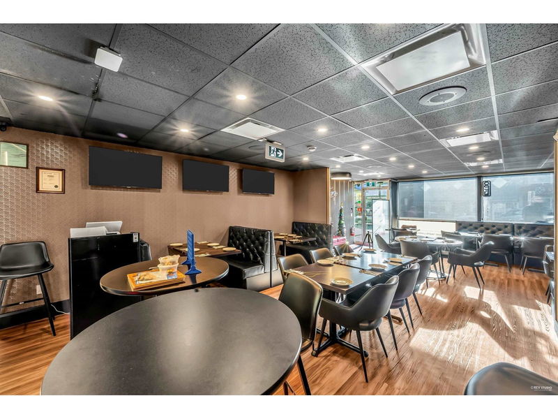 Image #1 of Restaurant for Sale at 101 20567 Fraser Highway, Langley, British Columbia