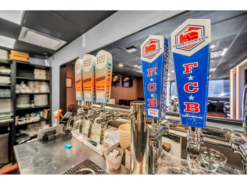 Image #1 of Restaurant for Sale at 101 20567 Fraser Highway, Langley, British Columbia