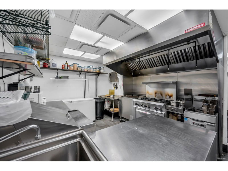 Image #1 of Restaurant for Sale at 101 20567 Fraser Highway, Langley, British Columbia