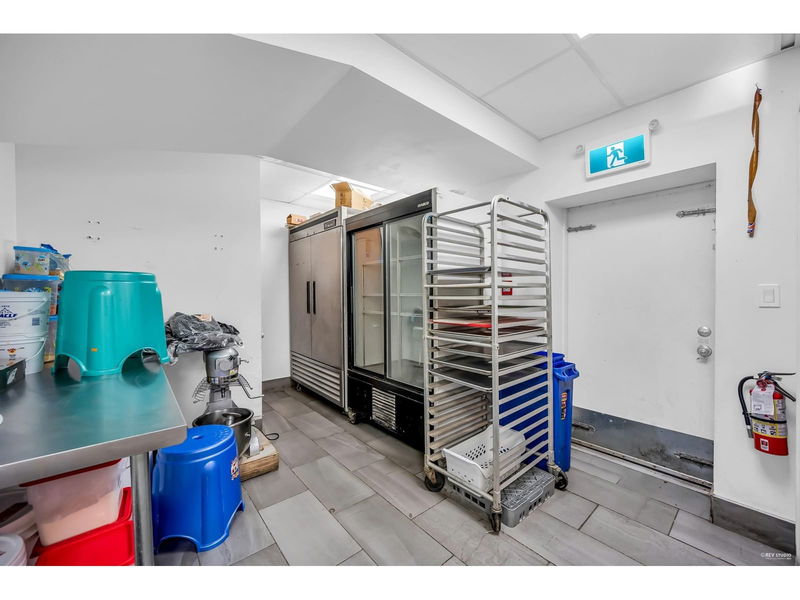 Image #1 of Restaurant for Sale at 101 20567 Fraser Highway, Langley, British Columbia
