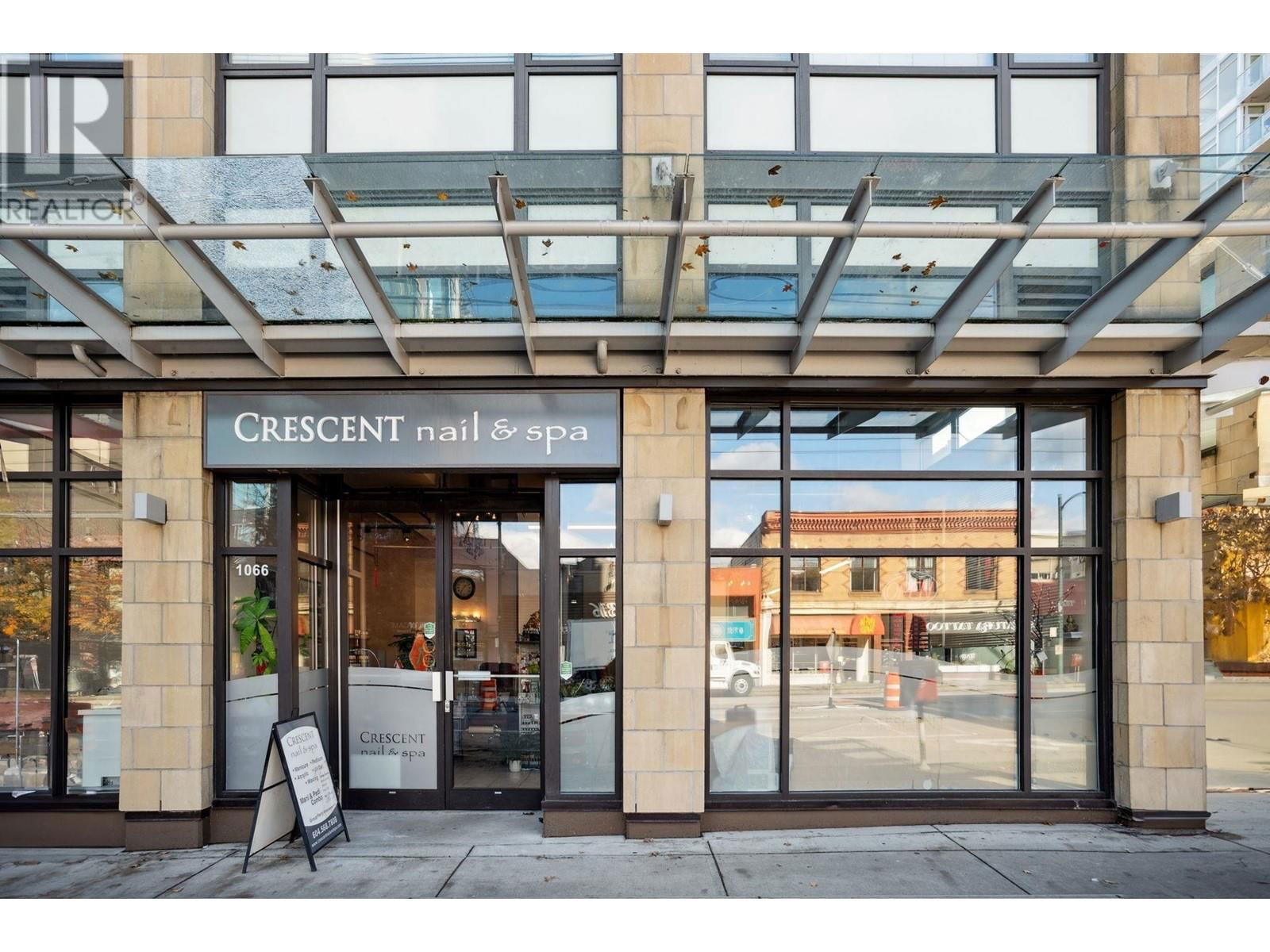 1066 BROADWAY Image 3