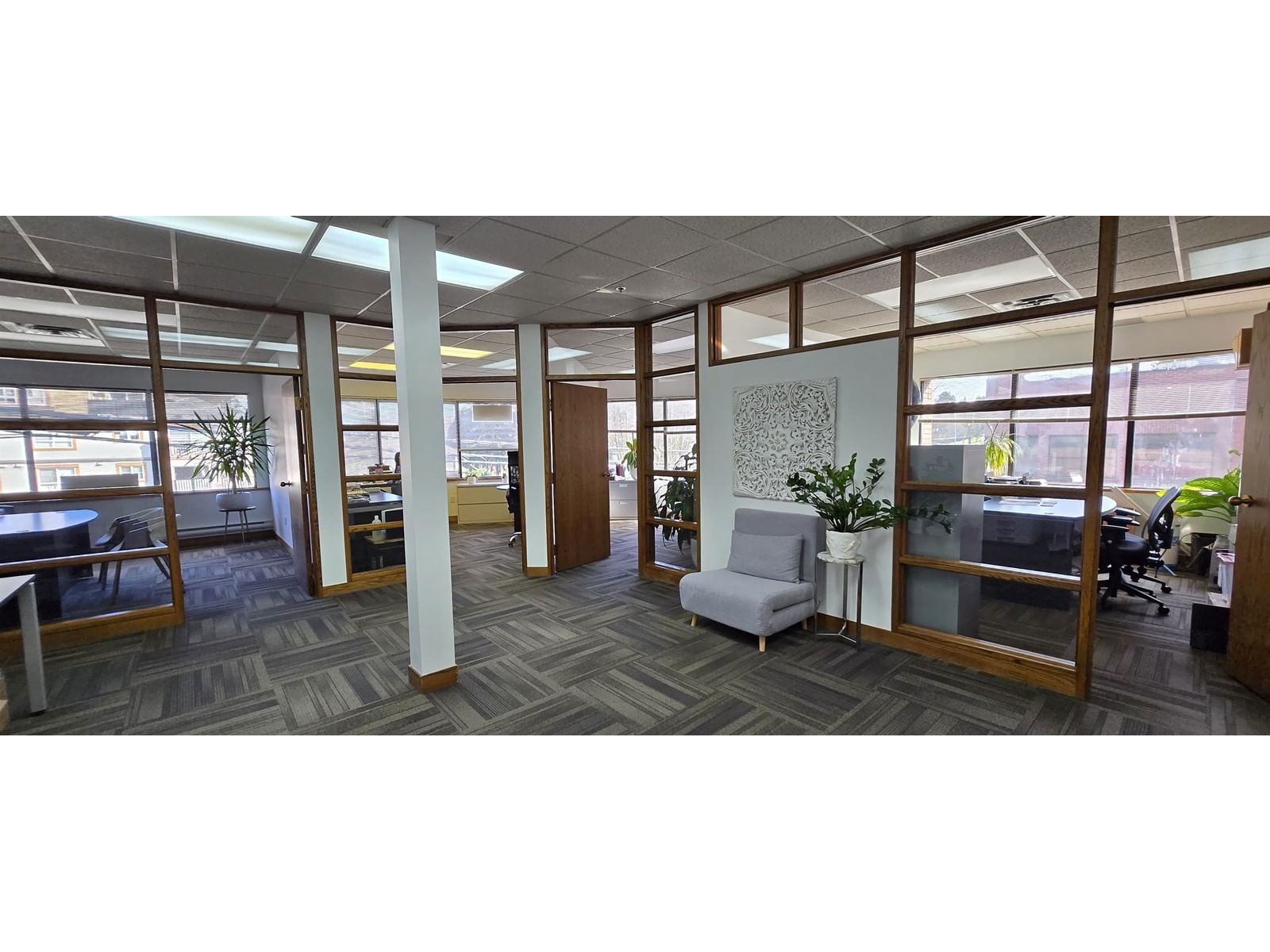 202 - 6935 120 Image 3
