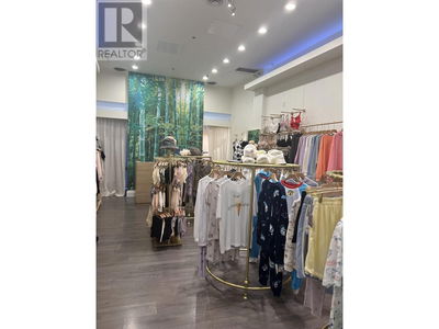 Clothing Stores for Sale