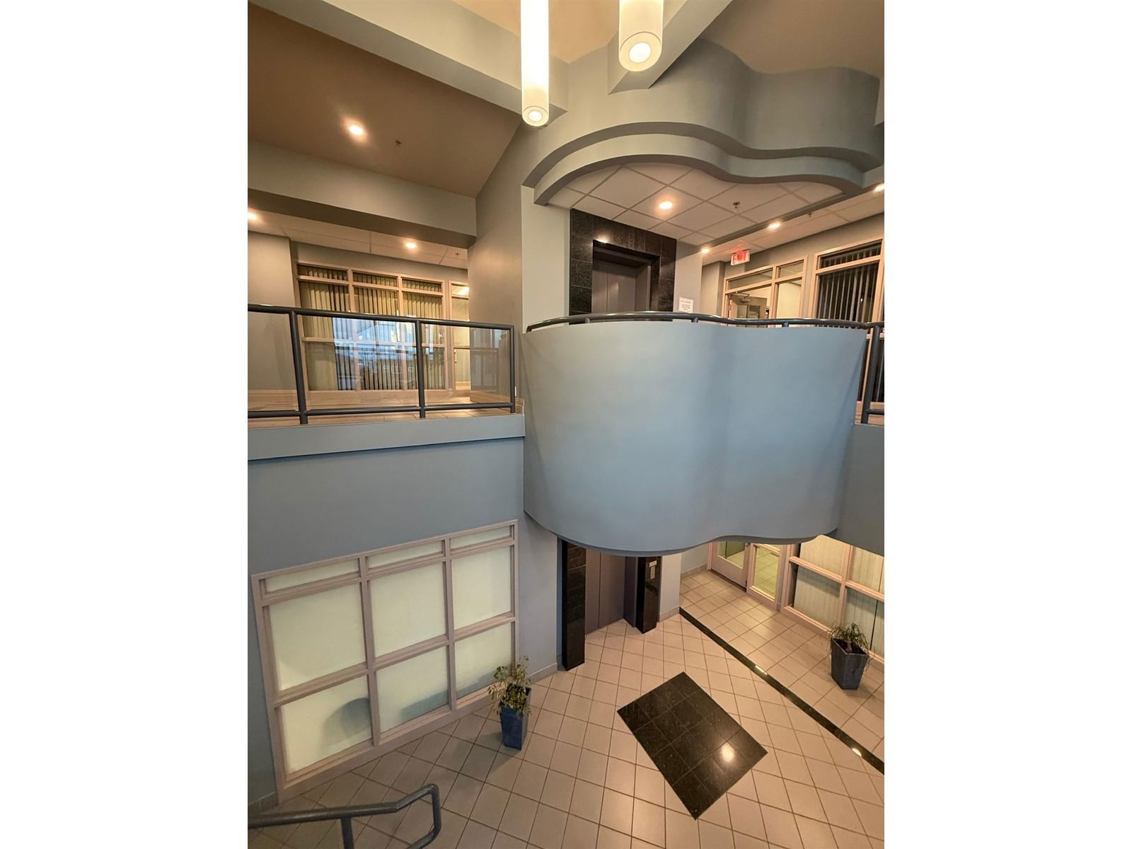 205 - 2692 CLEARBROOK Image 7